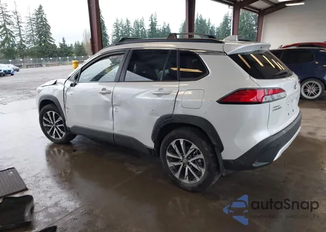 2024 Toyota Corolla Cross Xle from USA, damaged, VIN 7MUDAABG2RV115083